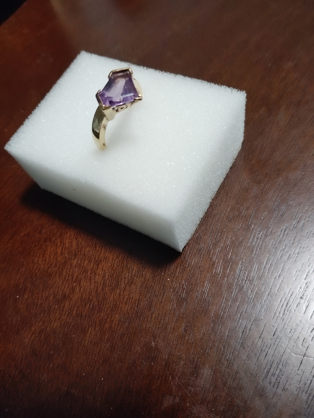 Amethyst RingTitle: Vintage 925 Gold Amethyst Shield Cut Statement Ring - Picture 7 of 10